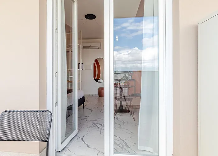 Negroni Apartment *